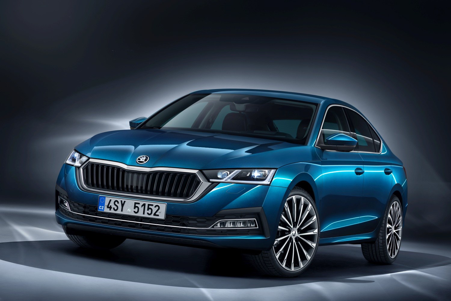 Skoda Octavia IV RS IV 1.4 TSI (245 Hp) Plug-in Hybrid DSG